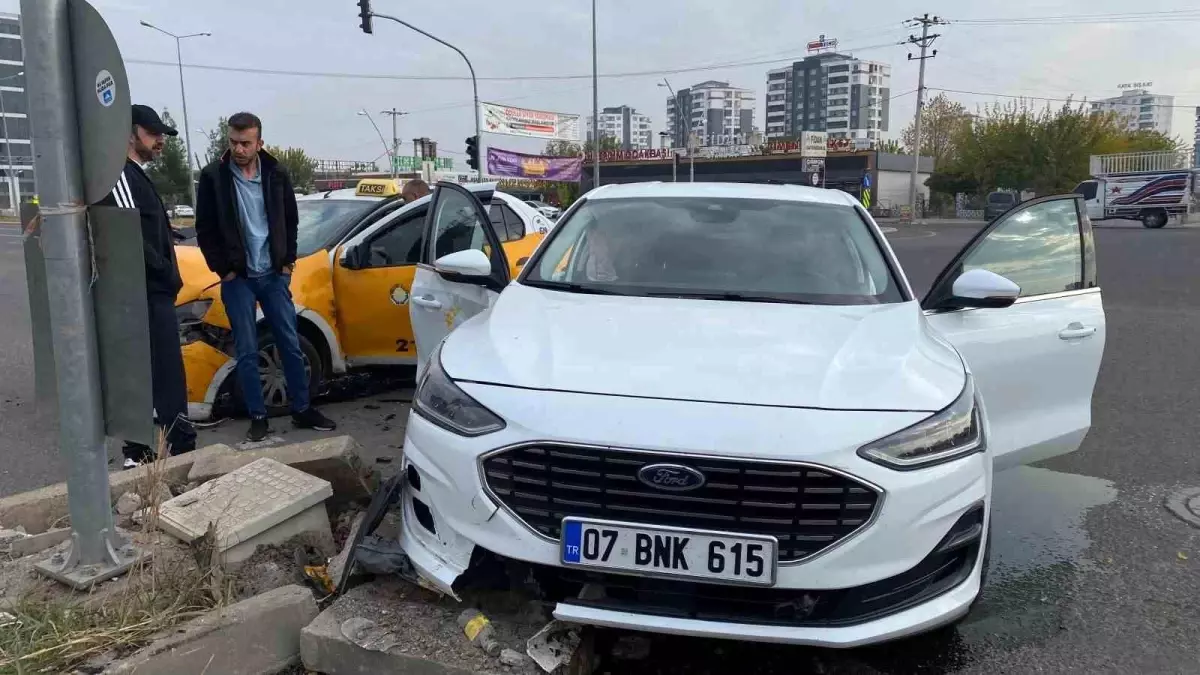 Diyarbakır’da Trafik Kazası: 1 Yaralı